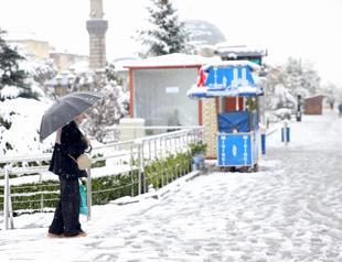Snowfall hits Türkiye’s highlands, ushering in early winter