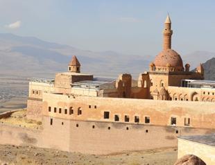 Work begins for İshak Paşa Palace’s UNESCO nomination