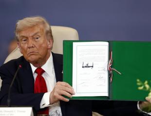 Trump says will decide on solution to Mideast conflict