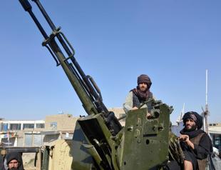 New Pakistan-Afghanistan border clashes kill dozens