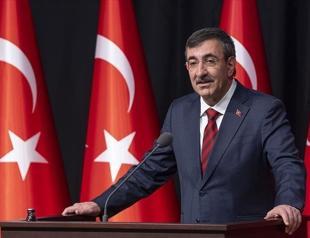 Economy expected to grow 3.3 pct this year, says VP Yılmaz