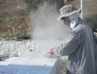 Marble blocks take shape at Kuşadası sculpture symposium