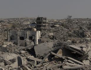 Turkish experts to help find bodies in Gaza, as Trump warns Hamas