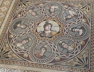 Protective shelter completed over House of the Muses