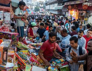 Toxic haze chokes Indian capital