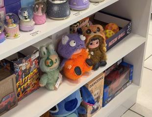 Shoe, toy deliveries from abroad restricted