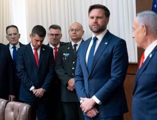 US defends truce and vows to disarm Hamas