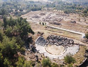 Shops unearthed in Hyllarima’s agora
