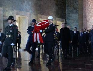 Erdoğan marks republic’s 102nd year, renews ‘Century of Türkiye’ vision