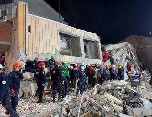 Four killed in Gebze building collapse as questions mount over cause