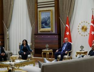 Erdoğan meets DEM Party MPs as anti-terror bid advances