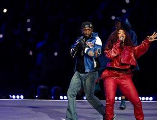 No rap songs in Billboard Top 40 for first time since 1990