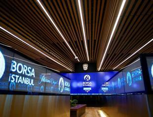 Automotive stocks show mixed performance in October