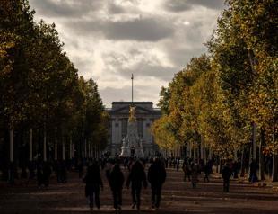 UK economic gloom deepens before budget