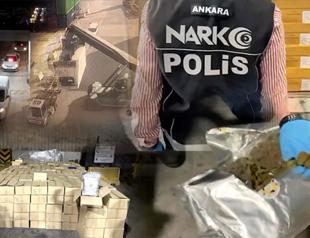 Police seize 1.5 tons of drugs in port raid, hold five suspects
