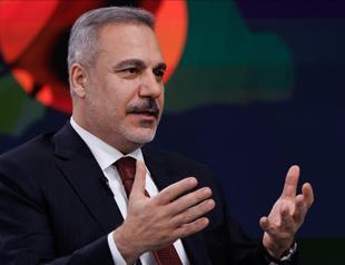 FM says Türkiyes priority in Syria to end Israeli threats
