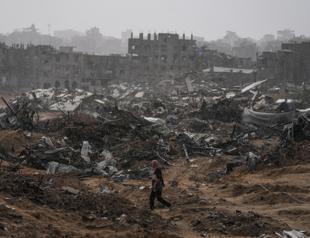 Gaza floods, cold worsen humanitarian conditions for displaced Palestinians