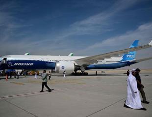 Emirates orders 65 more Boeing 777X planes despite delays