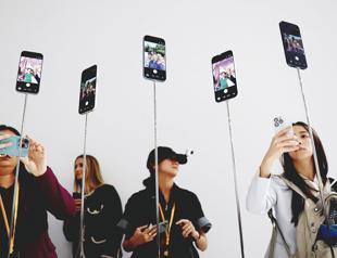 Memory chip crunch set to drive up smartphone prices