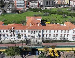 Six detained in fake prescription scandal at historic Istanbul hospital