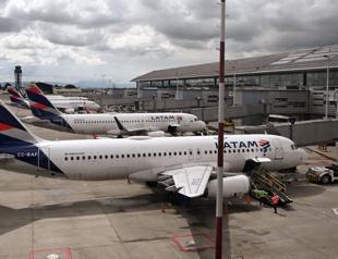 Six airlines cancel Venezuela flights after US warning