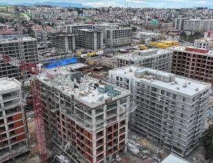 Construction output hits historic peak in September