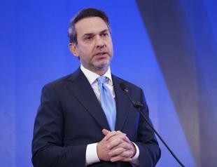 Ankara renews Russia gas contracts for one year, minister says