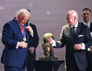 2026 World Cup draw is kind to favorites as Trump takes limelight