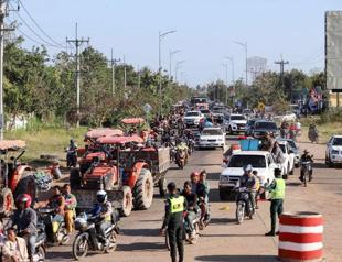 Thailand-Cambodia clashes reignite, killing soldier and civilians
