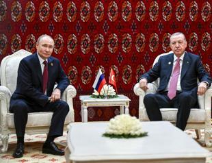 Erdoğan meets Putin in Turkmenistan