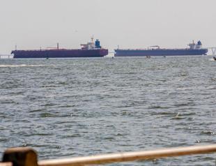 Venezuela reacts defiantly to US oil blockade