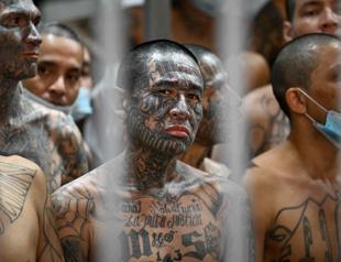 El Salvador gives gang members hundreds-years-long sentences
