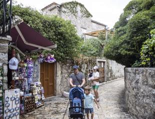 Turkish tour operators relaunch Montenegro routes as visa restrictions lift