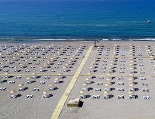 Türkiye’s public beaches attract over 3.25 million visitors in 2025