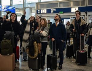 Air traffic restored in Greece after radio frequency loss