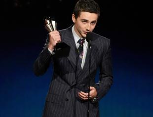 Critics Choice Awards boost Oscars momentum