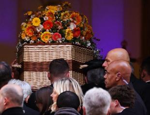 Saint-Tropez bids adieu to Brigitte Bardot with a funeral