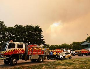 Australian firefighters warn of high-risk bushfire season