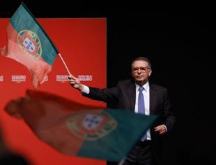 Socialist to face far-right candidate for Portugals presidency