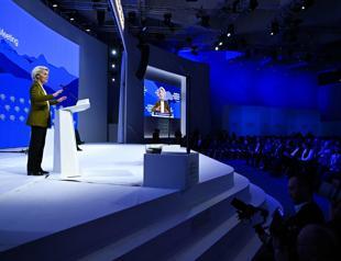 EU vows unflinching response to Trumps Greenland gambit