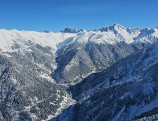 Heli-skiing excitement continues on Kaçkar Mountains