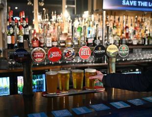Undercover probe finds Australian pubs short-pouring beer