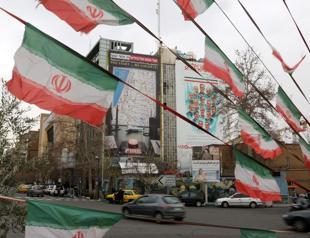 Iran arrests senior reformist figures as crackdown on dissent widens
