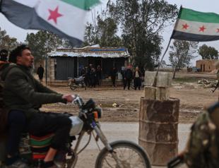 Damascus starts reclaiming major northeast oil fields under SDF deal