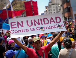 Corruption watchdog sees worrying decline in democracies