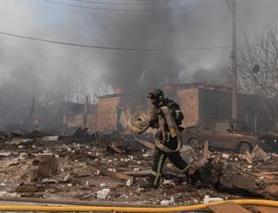 Russian strike on Ukraine kills four, including toddlers: official