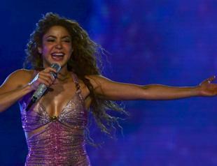 Shakira to rock Rios Copacabana beach with free concert