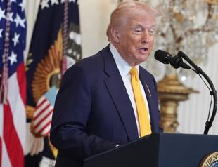 Trump warns Britain not to give away base as US mulls Iran attack