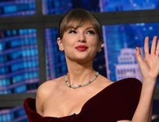 Taylor Swift bags best-selling artist of 2025 award