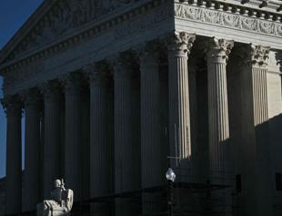 US Supreme Court strikes down swath of Trump global tariffs